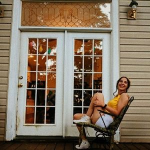 Meet your Posher, Victoria